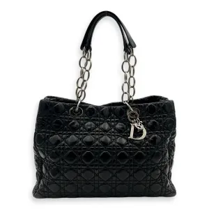Cannage Tote Bag Black in Patent Leather, Silver hardware