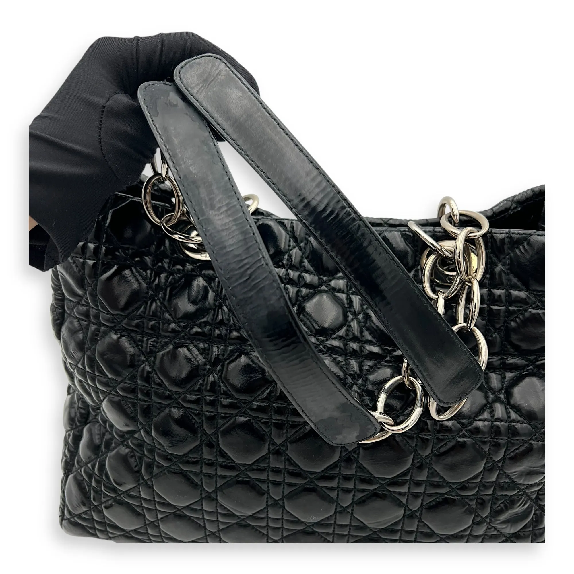 Cannage Tote Bag Black in Patent Leather, Silver hardware