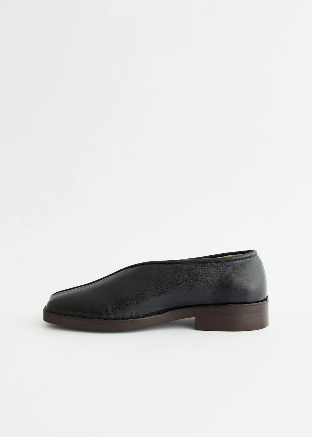Flat Piped Slippers
