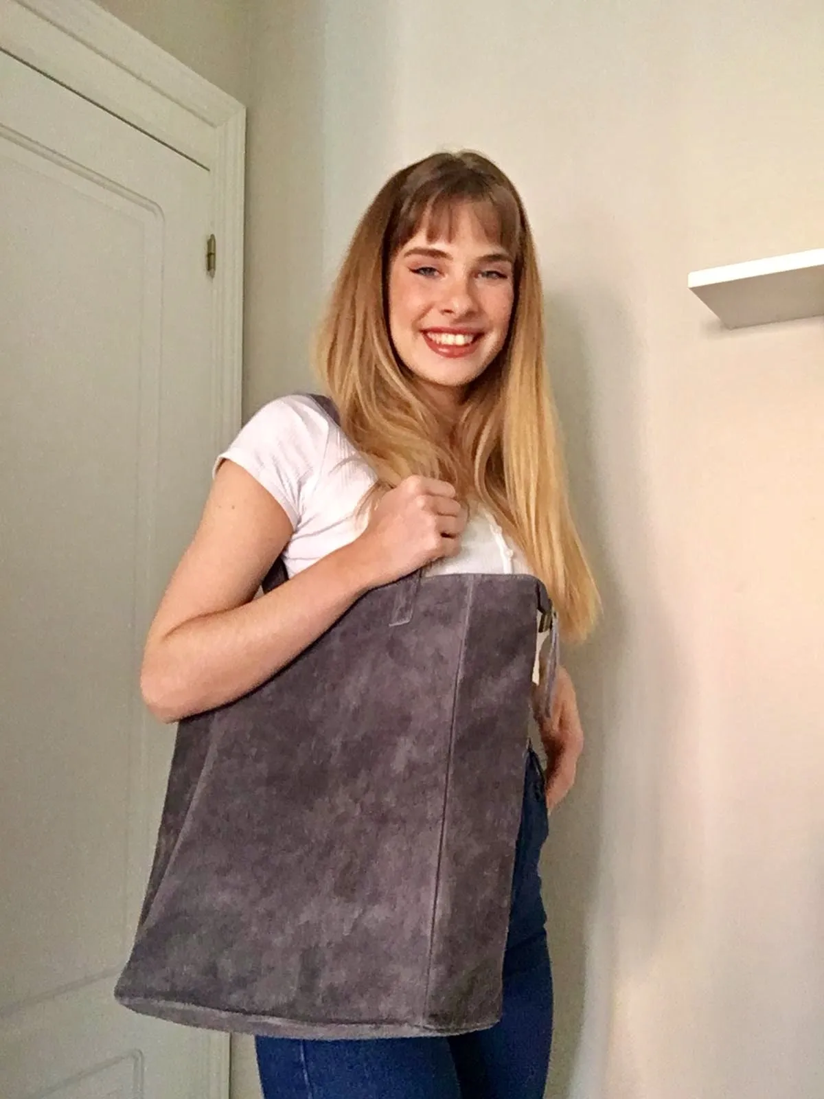 Gray suede shopper bag. Large tote leather bag in LIGHT GRAY. Genuine leather bag. Boho bag. GRAY suede bag. Laptop bag in dark gray suede.