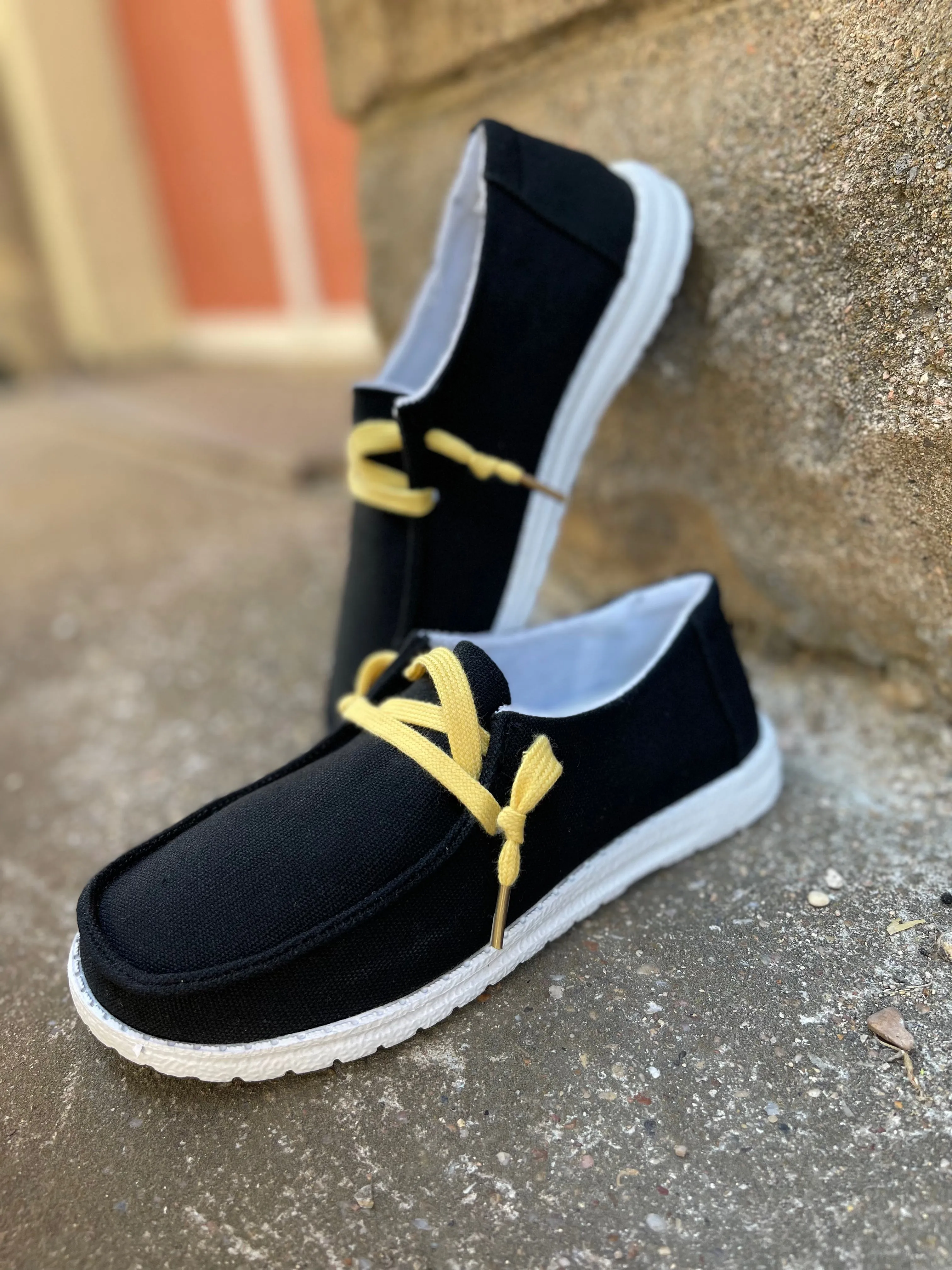 Gypsy Jazz Game Day || Black & Yellow