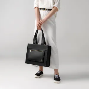 Velia L Tote Nylon
